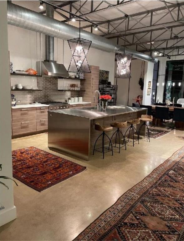 Trinity River Park - Commercial Sale