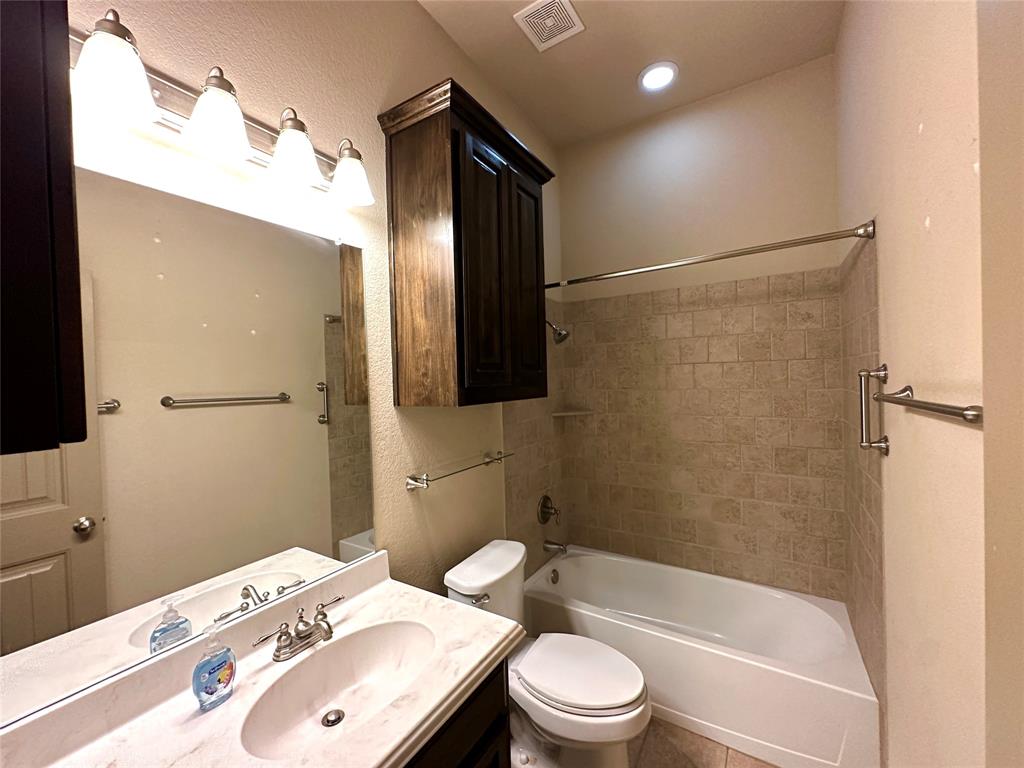 Windchase Add Ph VI Sec II - Residential Lease