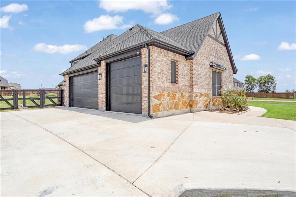 Hickory Hills - Residential