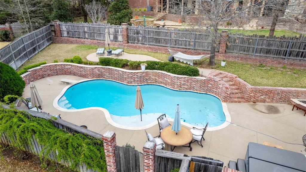 Holly Star - Residential