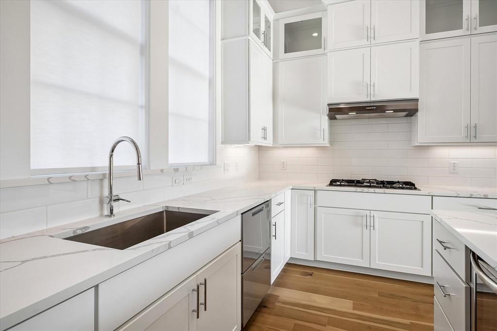 Addison Grove Add - Residential