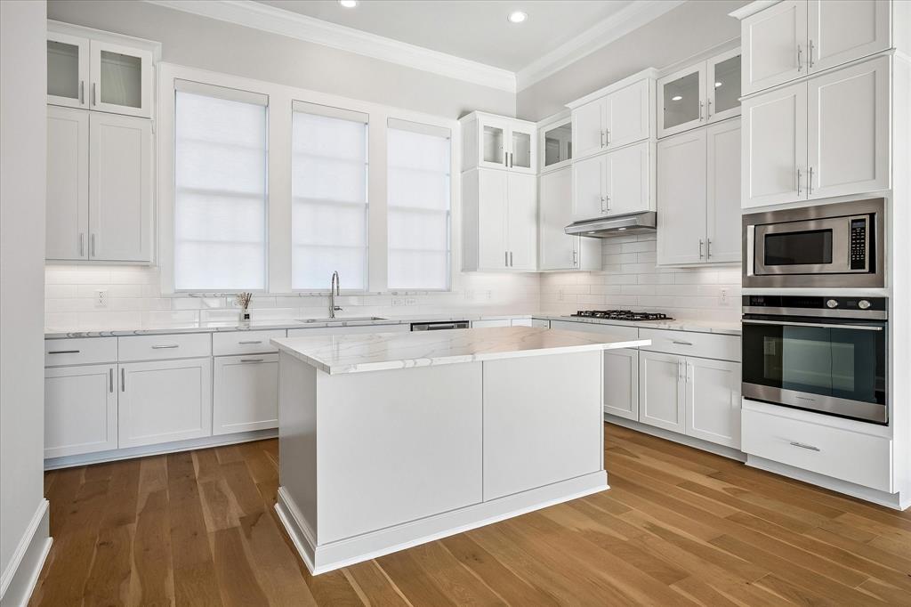 Addison Grove Add - Residential