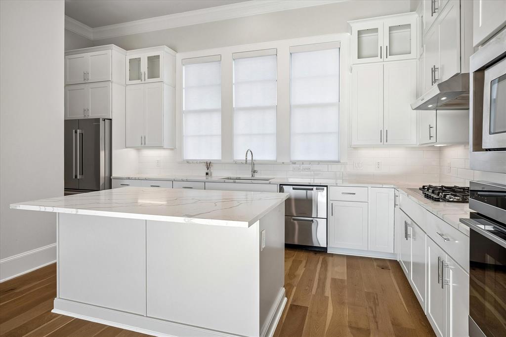Addison Grove Add - Residential