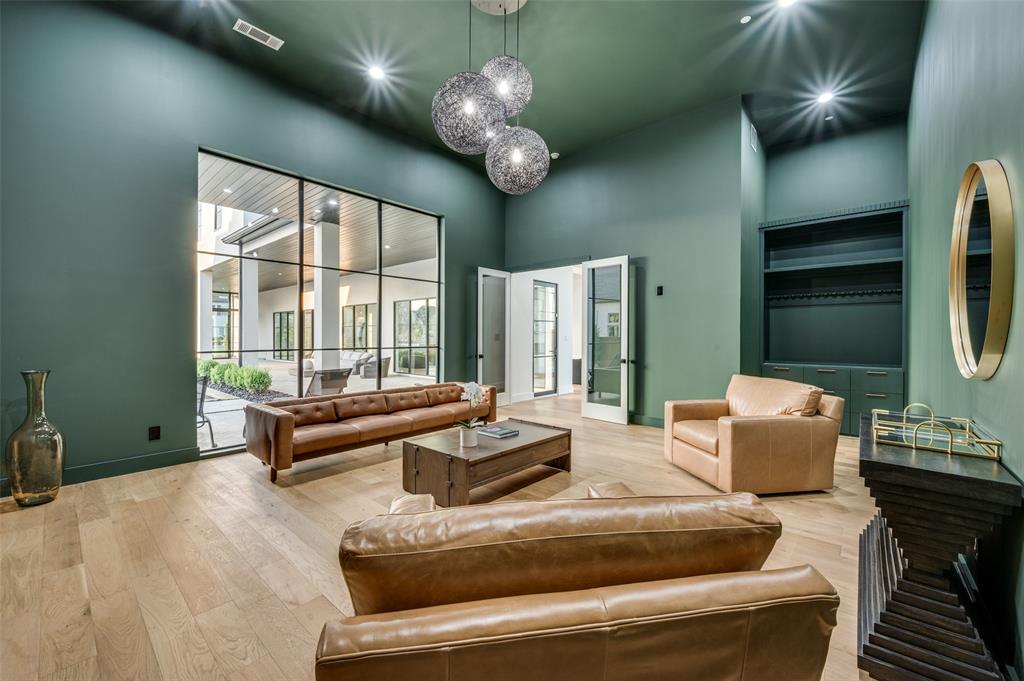 Edgestone At Legacy - Residential