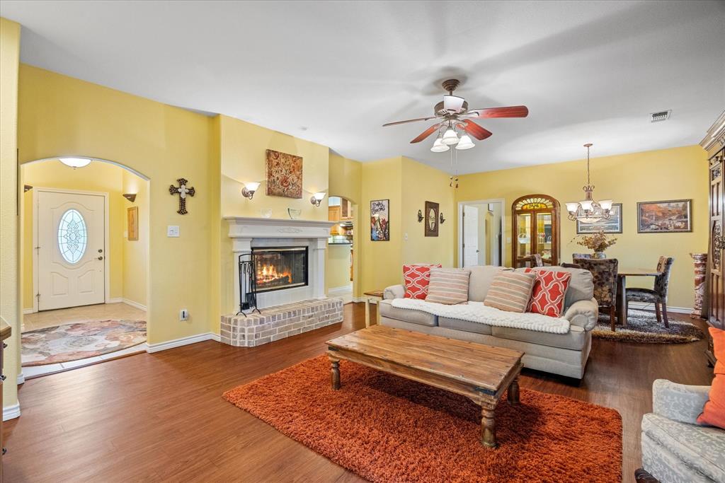Decordova Bend Estate - Residential
