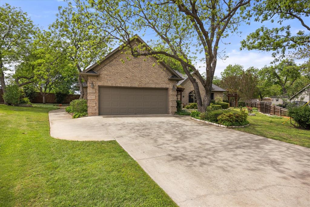 Decordova Bend Estate - Residential