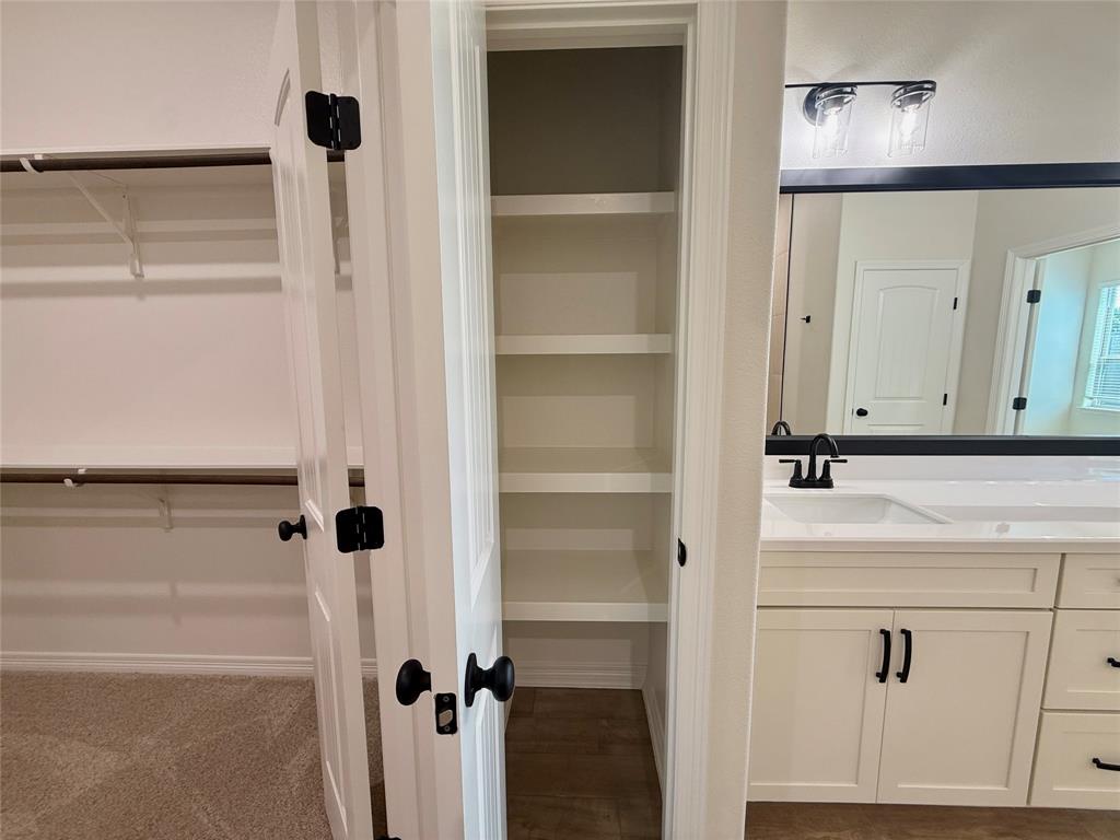 Rosenthal Estates - Residential