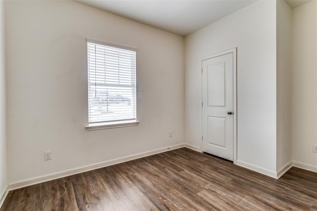 Sweetwater Crossing Ph II - Residential Lease