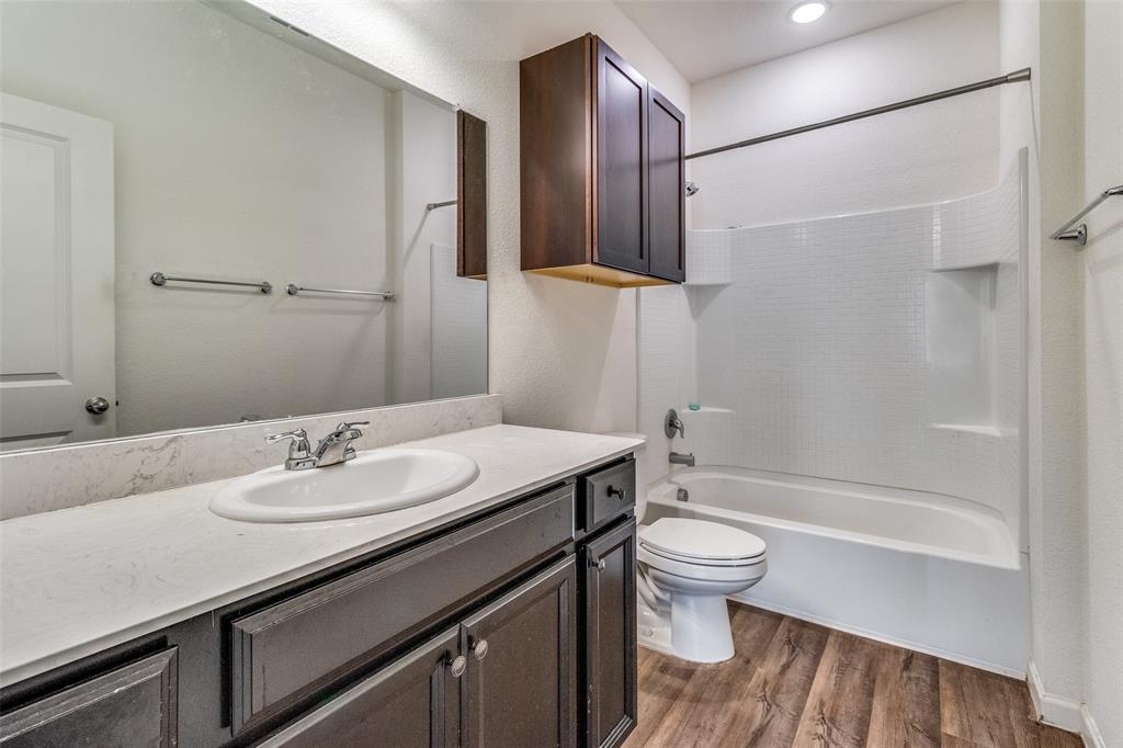 Sweetwater Crossing Ph II - Residential Lease