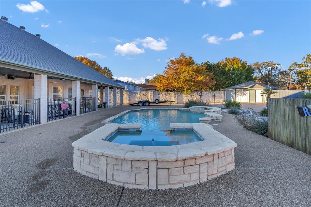 Laguna Tres Estate - Residential