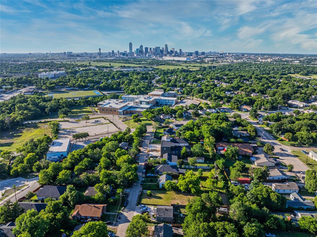 Cedar Crest Bus Center - Residential