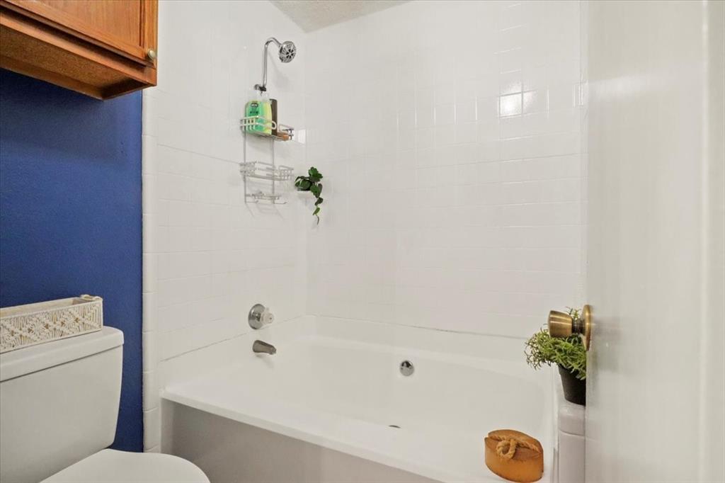 Village East Add Sec B - Residential Lease