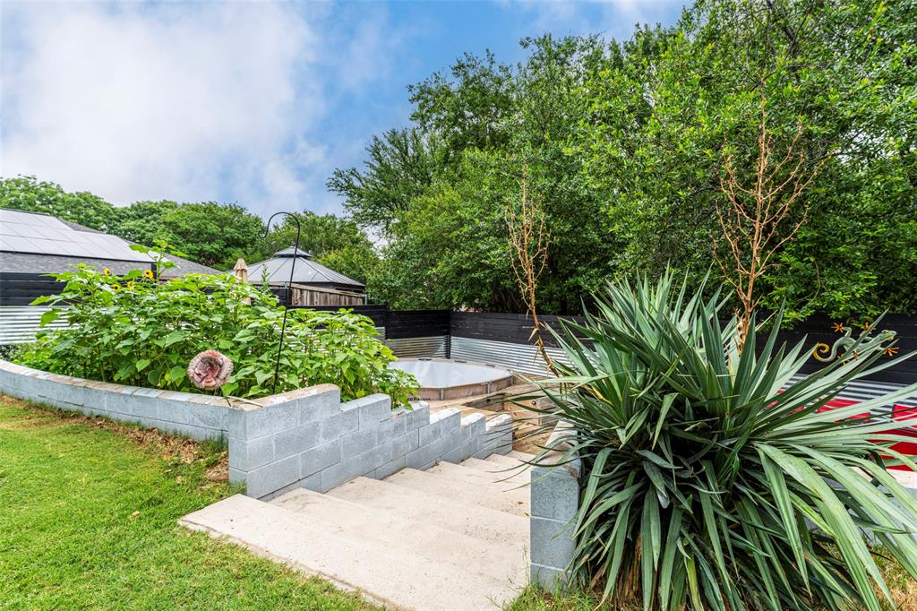 Bentley Village Add - Residential