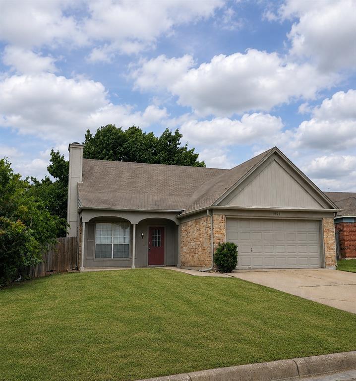 Welcome home to this fabulous move-in ready gem in the heart of Fort Worth!   KELLER ISD.  Perfect for first-time buyers or growing families, this charming home offers three bedrooms and two bathrooms with a functional layout designed for comfortable living.

The spacious primary bedroom is conveniently located downstairs, while the two secondary bedrooms are tucked away upstairs for added privacy. Brand-new carpet has been installed in all bedrooms, and the remainder of the home features durable plank flooring and tile for easy maintenance.  Enjoy sky high ceilings in the living room and a wood-burning fireplace!  The interior also features brand new neutral paint.

Step outside to enjoy a large fenced backyard which ideal for kids, pets, entertaining, or simply relaxing in your own private outdoor space.

Conveniently located within walking distance to Summerfields Northwest Park and Fossil Hill Middle School, this home combines location, comfort, and value. Best of all, there’s no HOA! At this price point, this lovely starter home won’t last long so schedule your showing today!