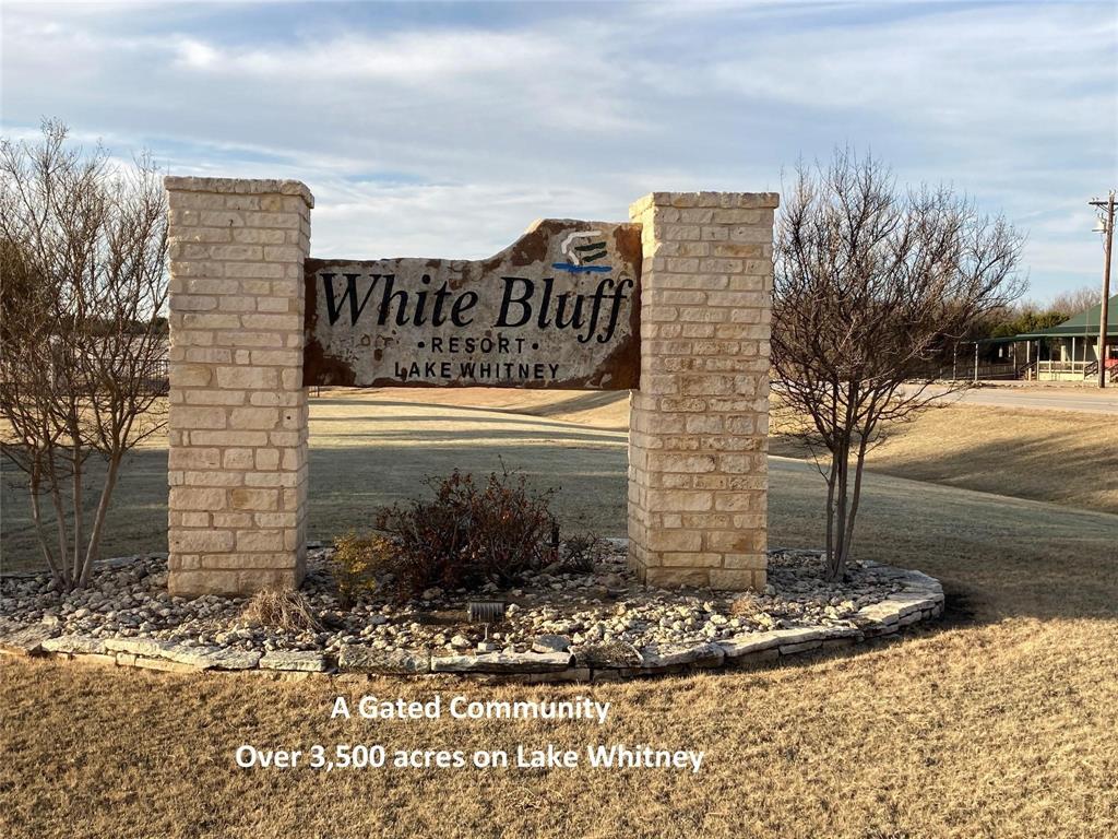 White Bluff #37 - Land