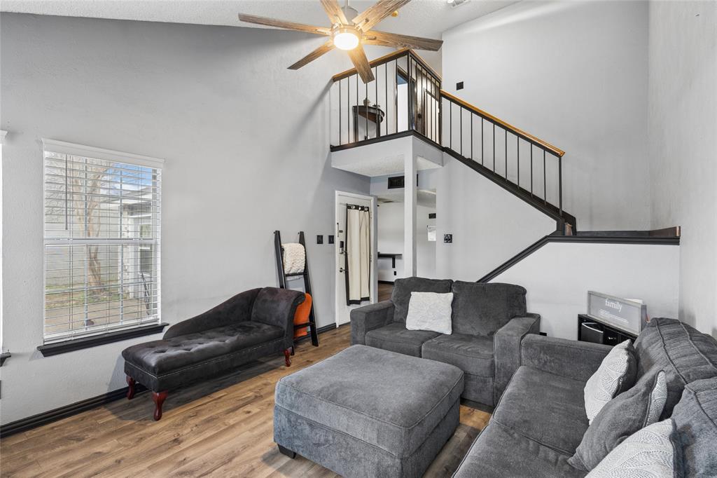 Huntington Village Add - Residential