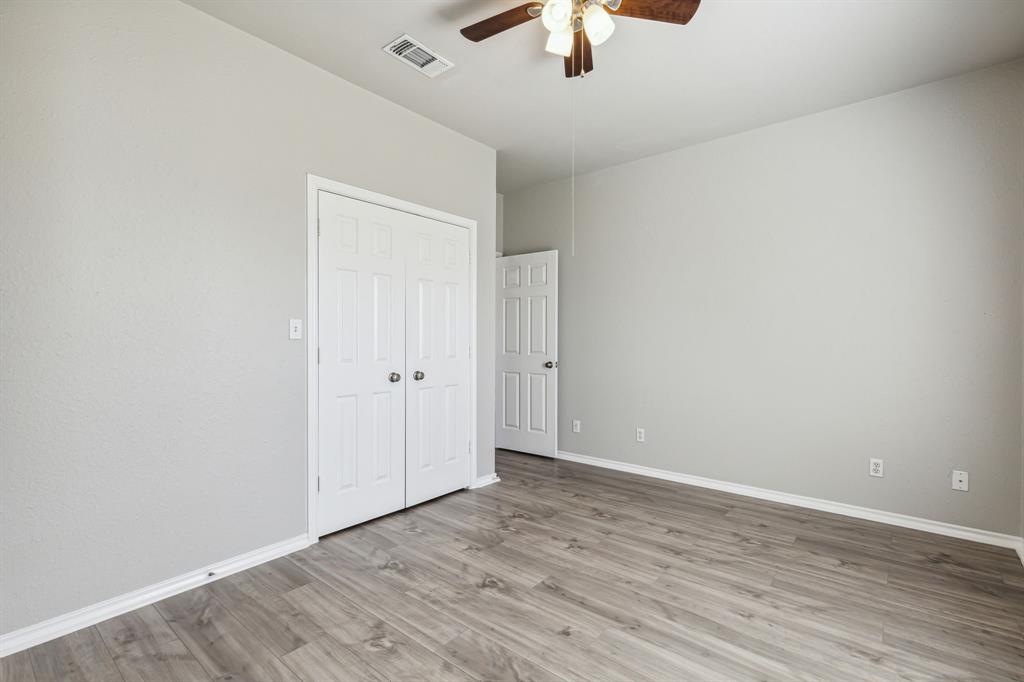 - - Residential Lease