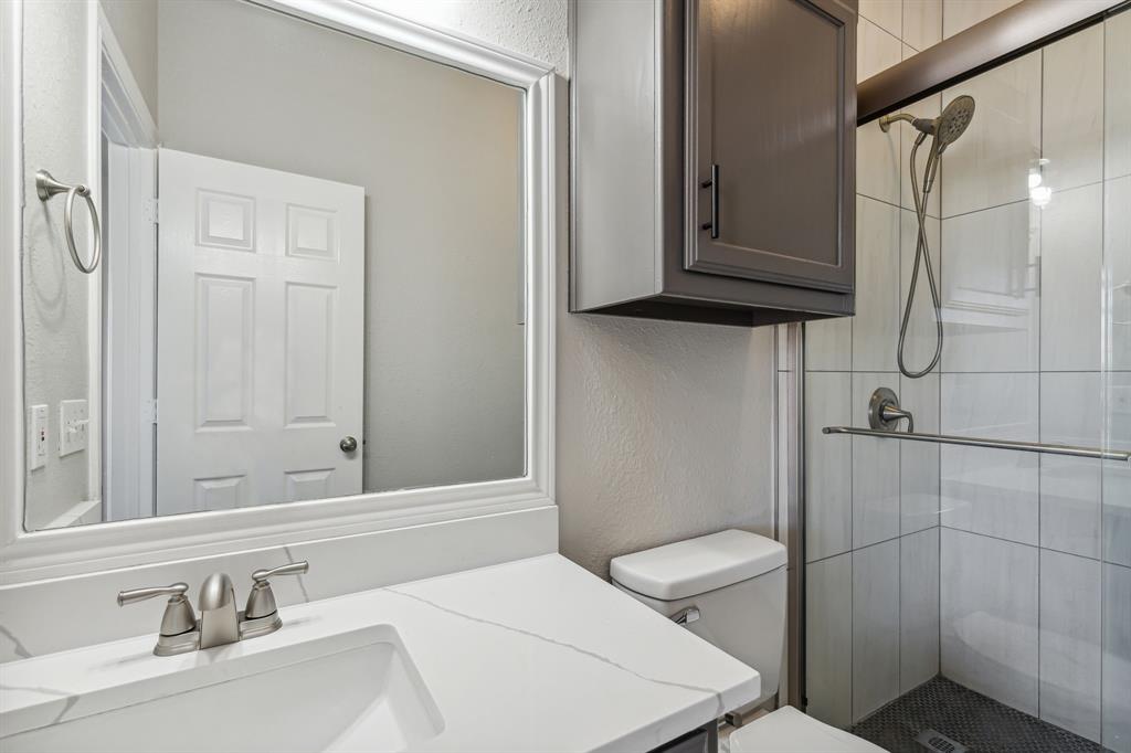 - - Residential Lease