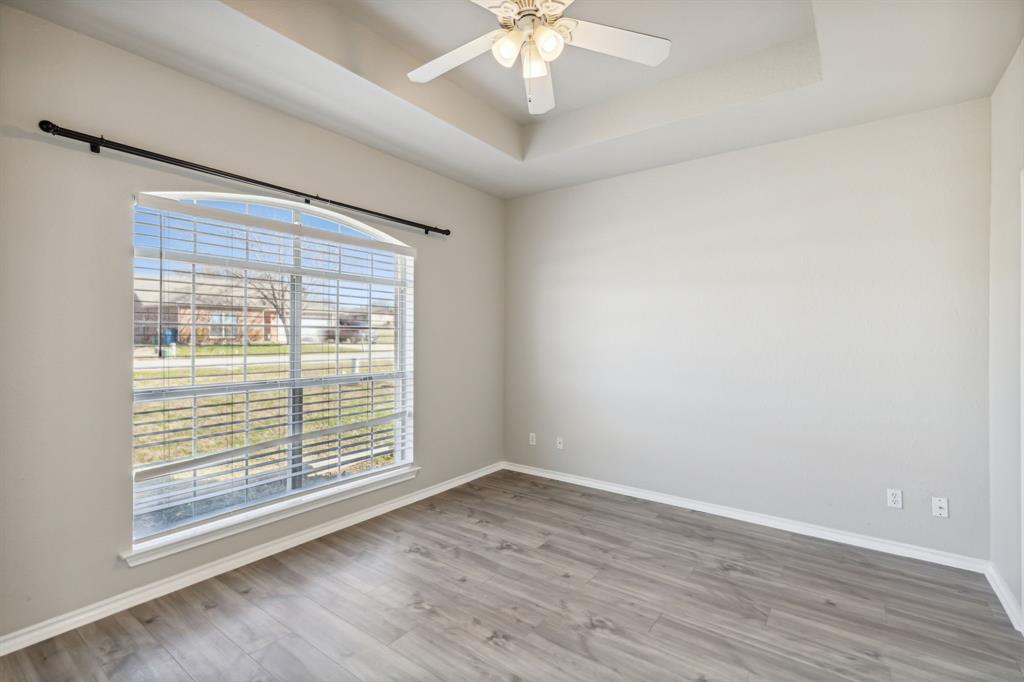 - - Residential Lease