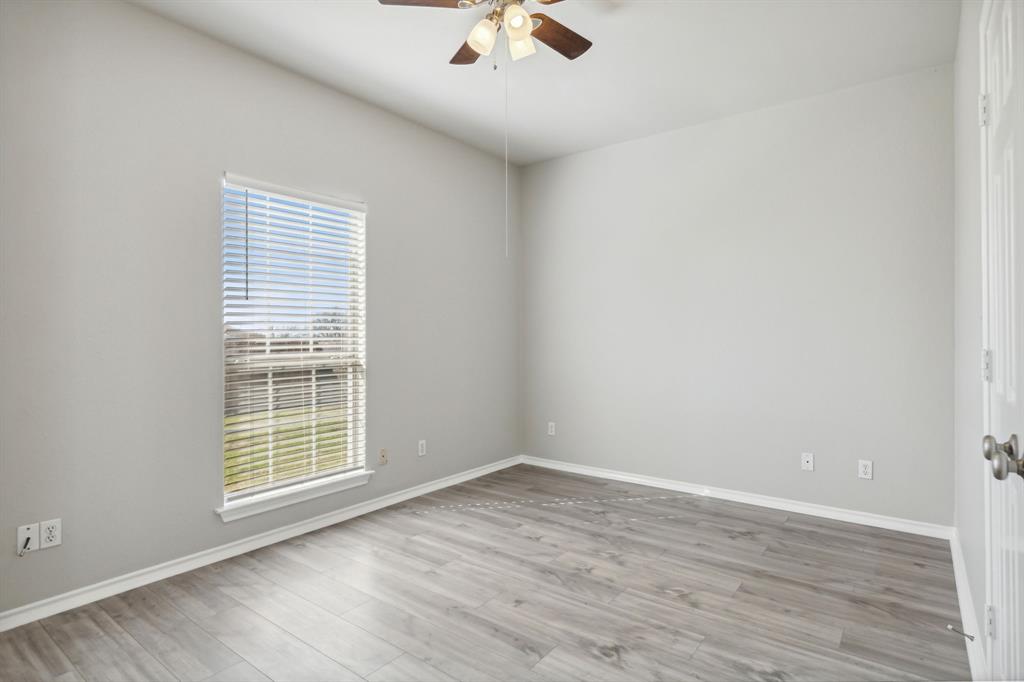 - - Residential Lease