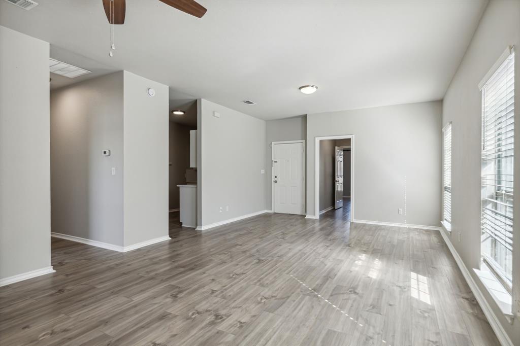 - - Residential Lease