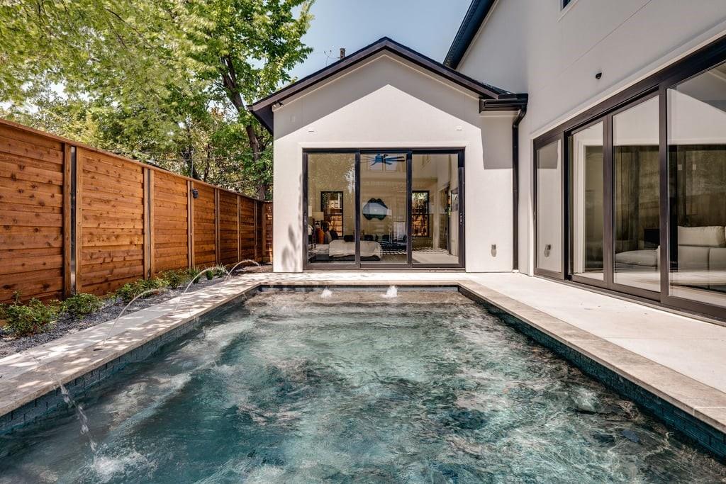 Linwood Place - Residential
