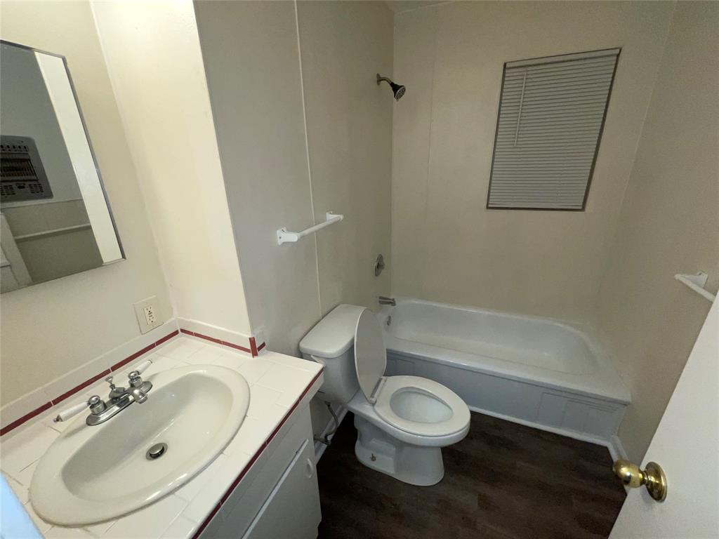 Richardson Heights 01 - Residential Lease