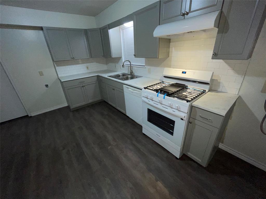Richardson Heights 01 - Residential Lease