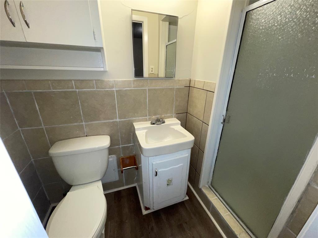 Richardson Heights 01 - Residential Lease