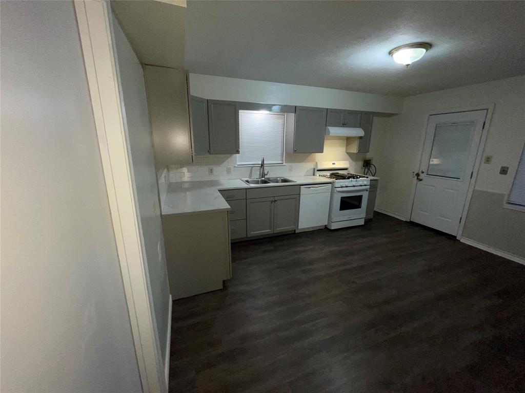 Richardson Heights 01 - Residential Lease