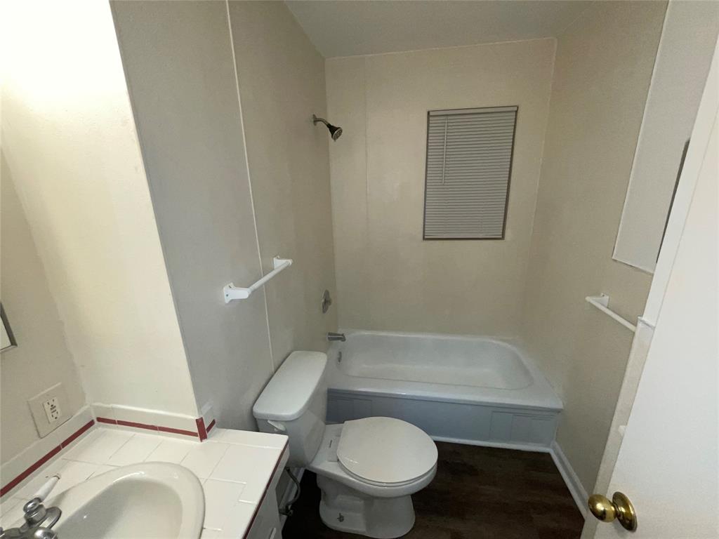 Richardson Heights 01 - Residential Lease