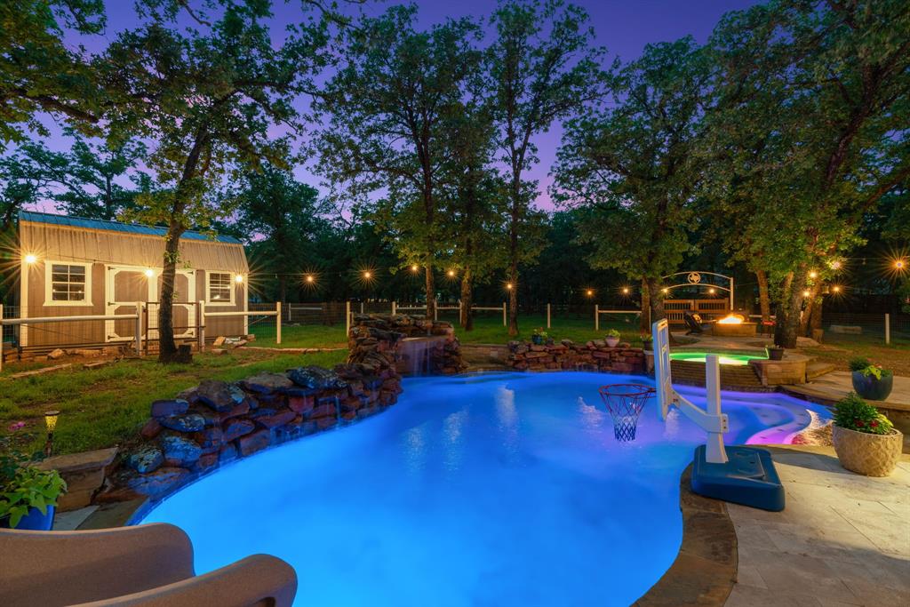 Shadow Wood Estates - Residential