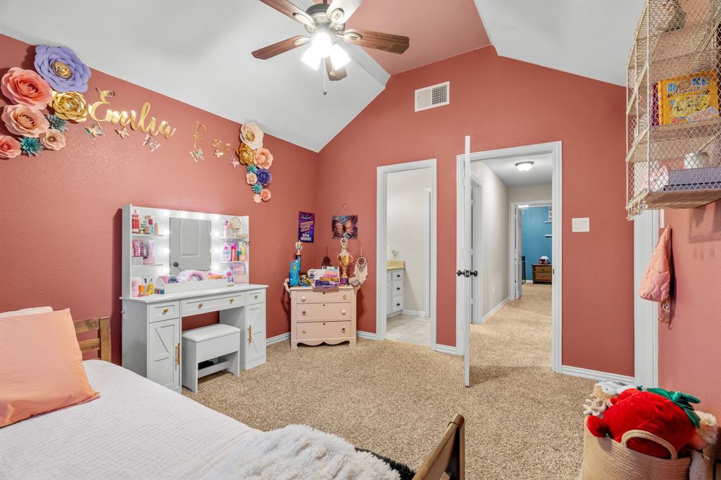 Shadow Wood Estates - Residential