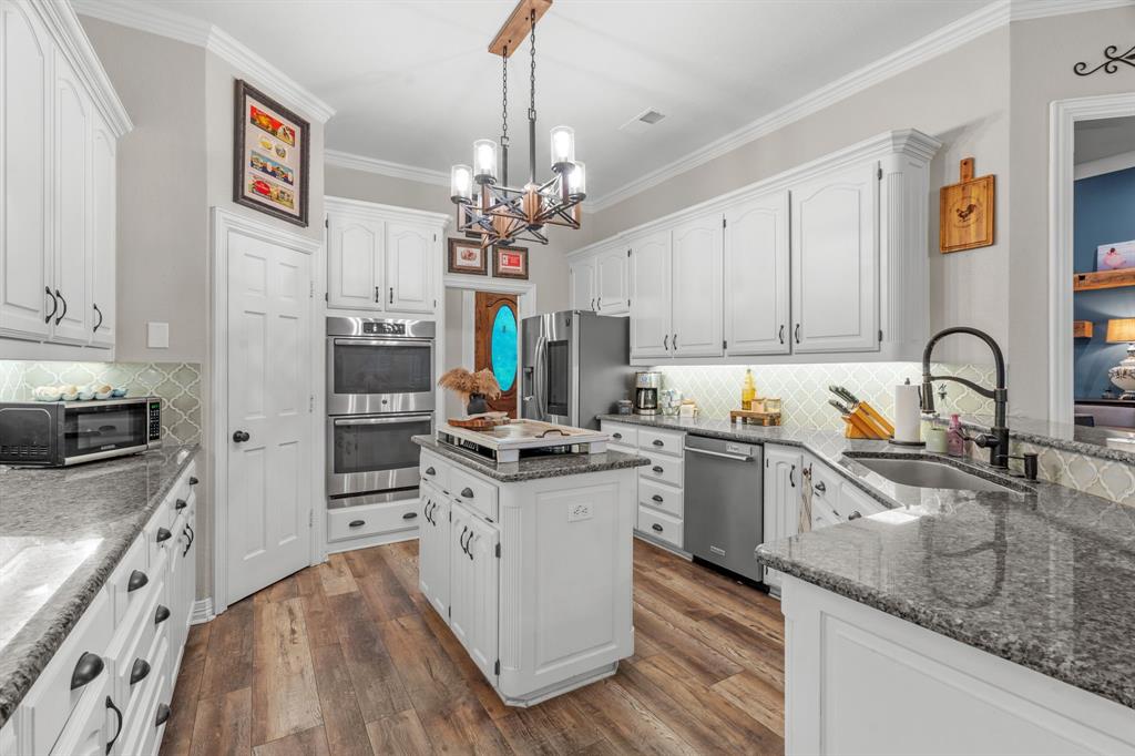 Shadow Wood Estates - Residential