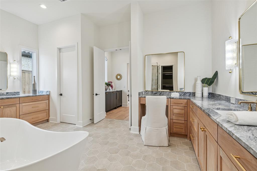 Stony Brook - Residential