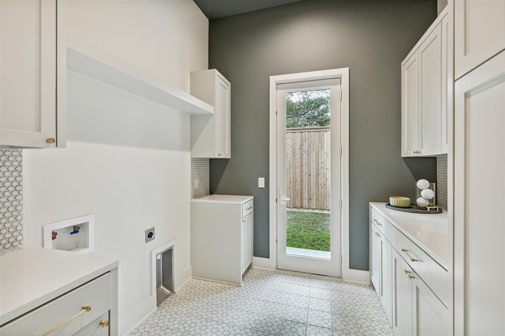 Stony Brook - Residential