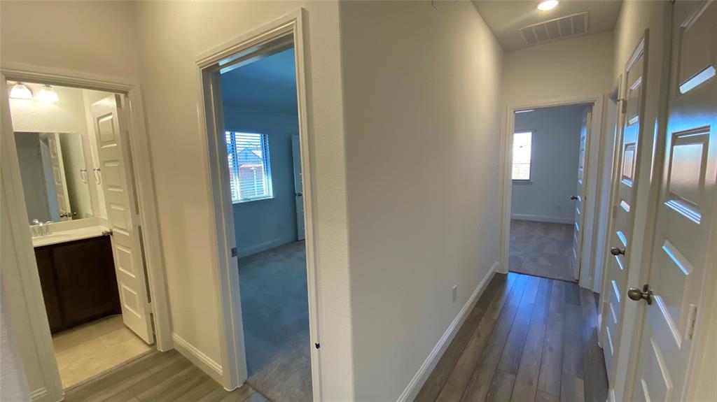 Enclave at Meadow Run - Residential Lease