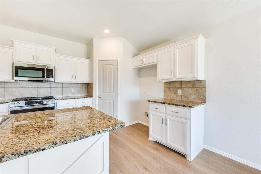 Crescent Spgs Ranch Ph 4 - Residential