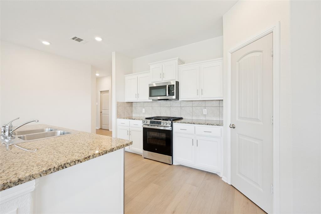 Crescent Spgs Ranch Ph 4 - Residential