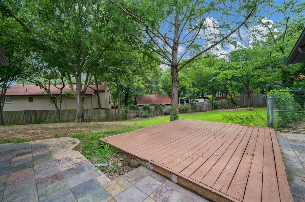 Twin Cove Estate - Residential