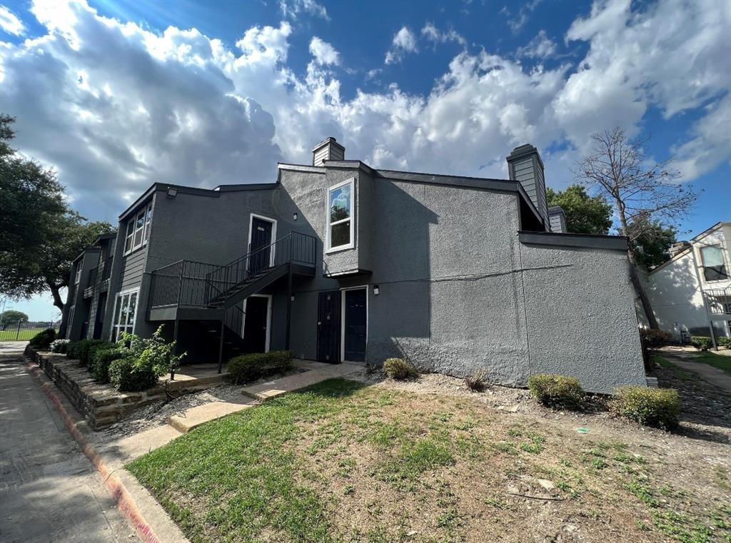 This second-floor unit, centrally located in the heart of the complex, is a blank canvas waiting for transformation. With plenty of parking nearby, this condo features charming details like a wood and stone fireplace, a private balcony, and more. The unit has been completely gutted and is ready for a full renovation—perfect for investors or buyers looking to customize their dream space. It will require new flooring, walls, wiring, cabinets, and additional updates throughout.

Don’t miss this opportunity to create value and build equity in a promising location!