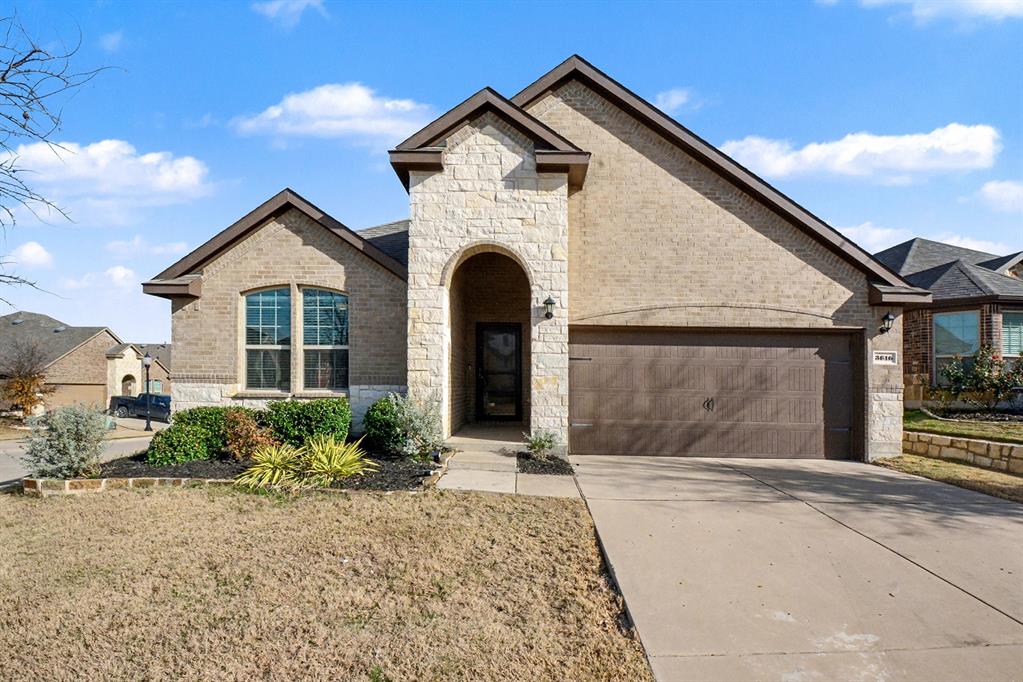 This 4-bedroom, 2-bath home is perfect for families who love being outside. Enjoy neighborhood playgrounds, walking trails,
pools, and open green spaces—plus a canoe launch for lake days at nearby Lewisville Lake, just half a mile away. Minutes
from the Eldorado entertainment district, there’s always something fun to do for every age.
