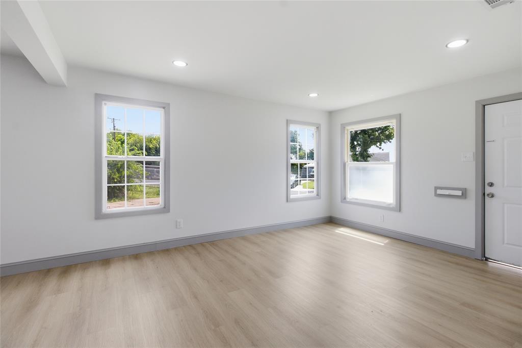 Ellington Park - Residential