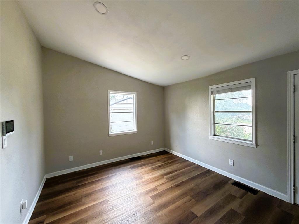 Oak Trail Shores Sec E - Residential