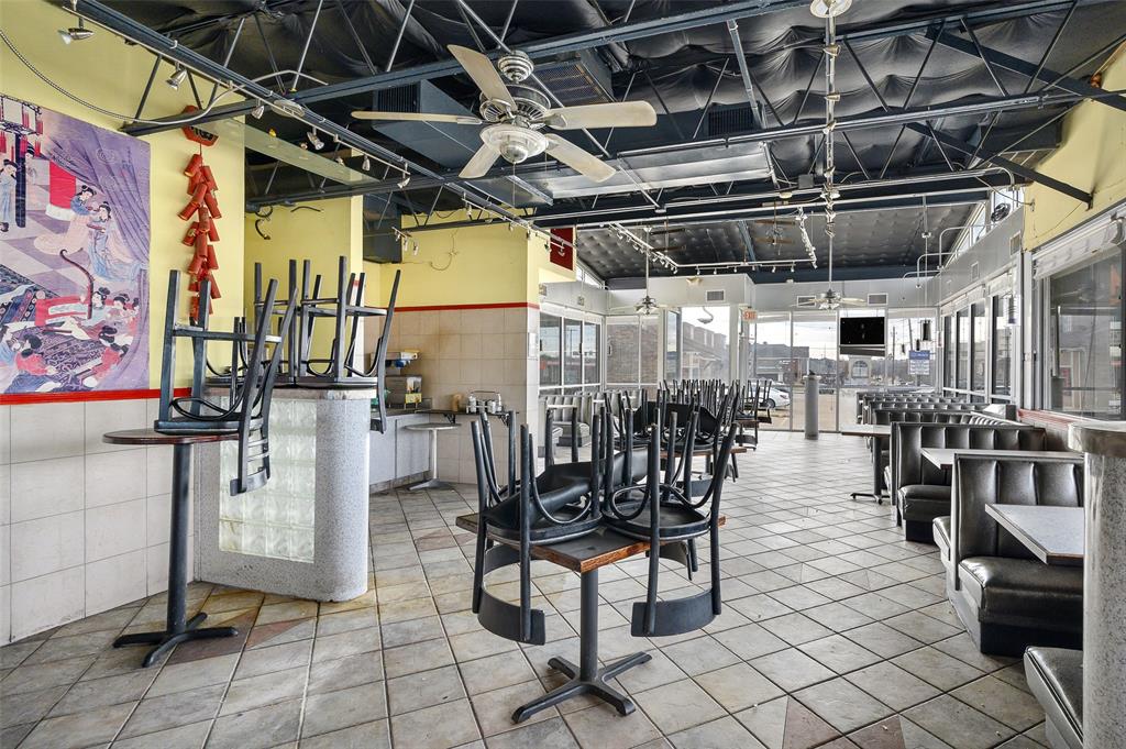 Pecan Oaks Shopping Center - Commercial Sale