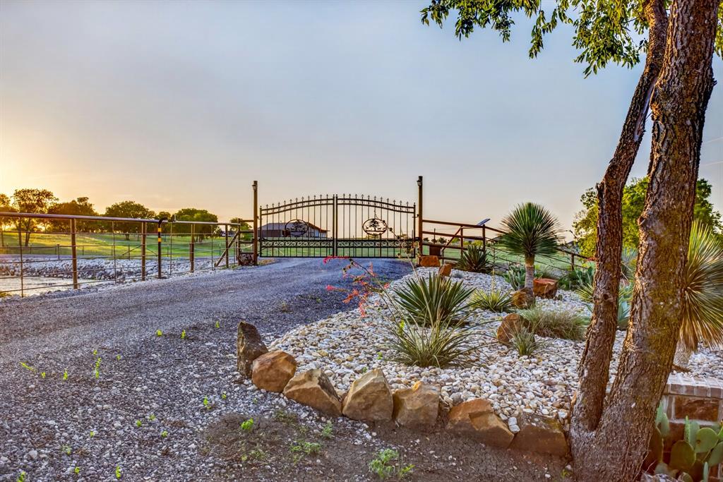 A Garza - Residential