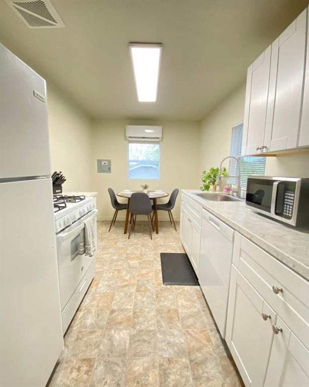 Ledbetter Horton & Hall - Residential Income