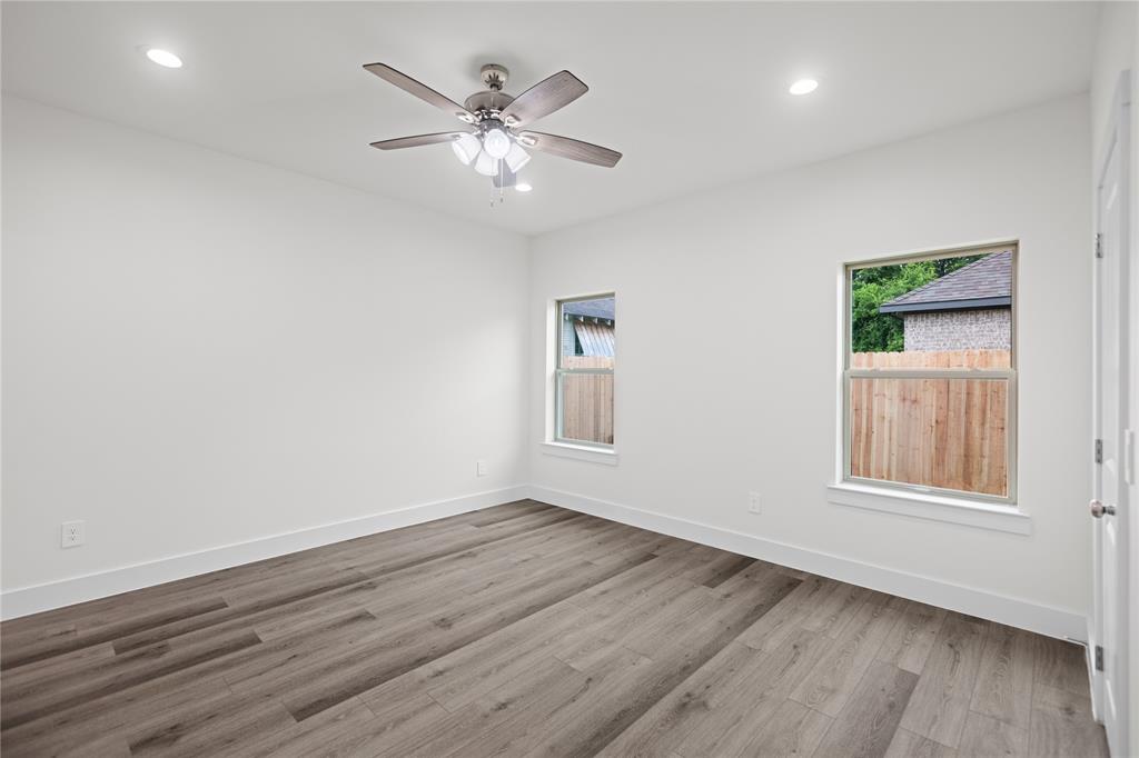 BANKS LACKEY STREET - Residential