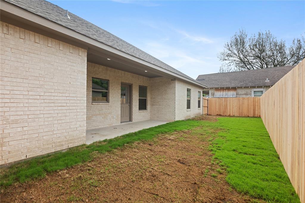 BANKS LACKEY STREET - Residential