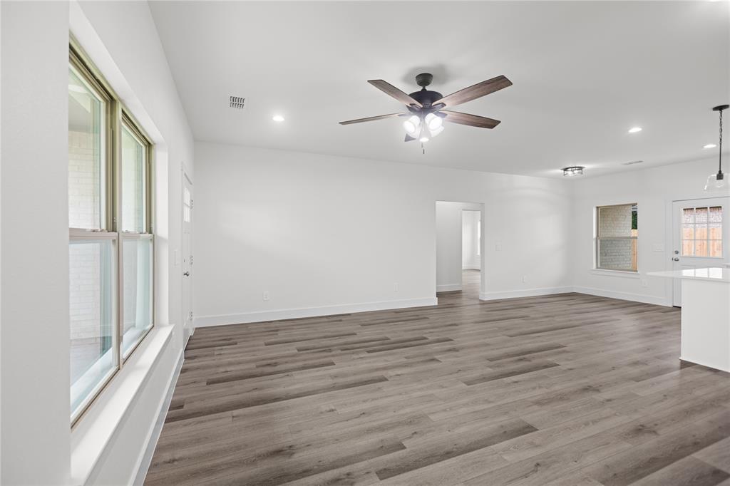 BANKS LACKEY STREET - Residential